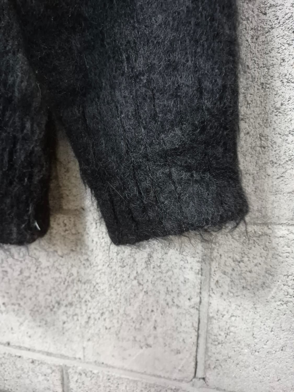 N21 모헤어 블랙니트 상품이미지4