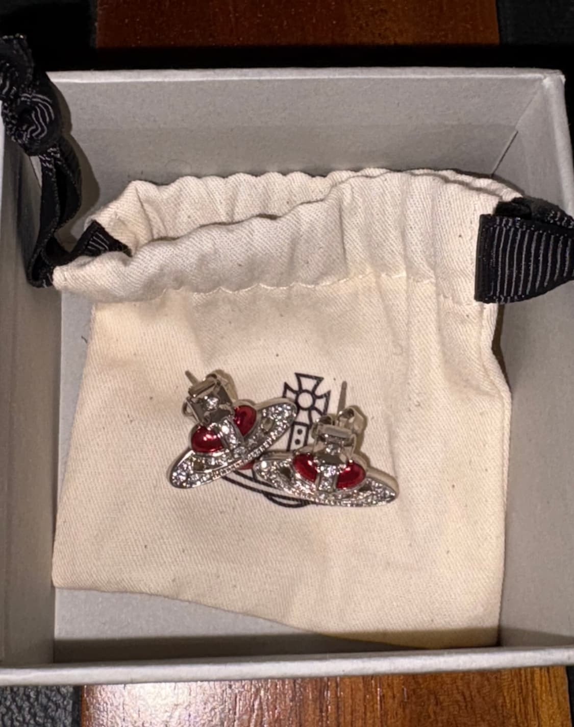 비비인 웨스트우드 뉴 다이망테 하트 이어링 실버 상품이미지1