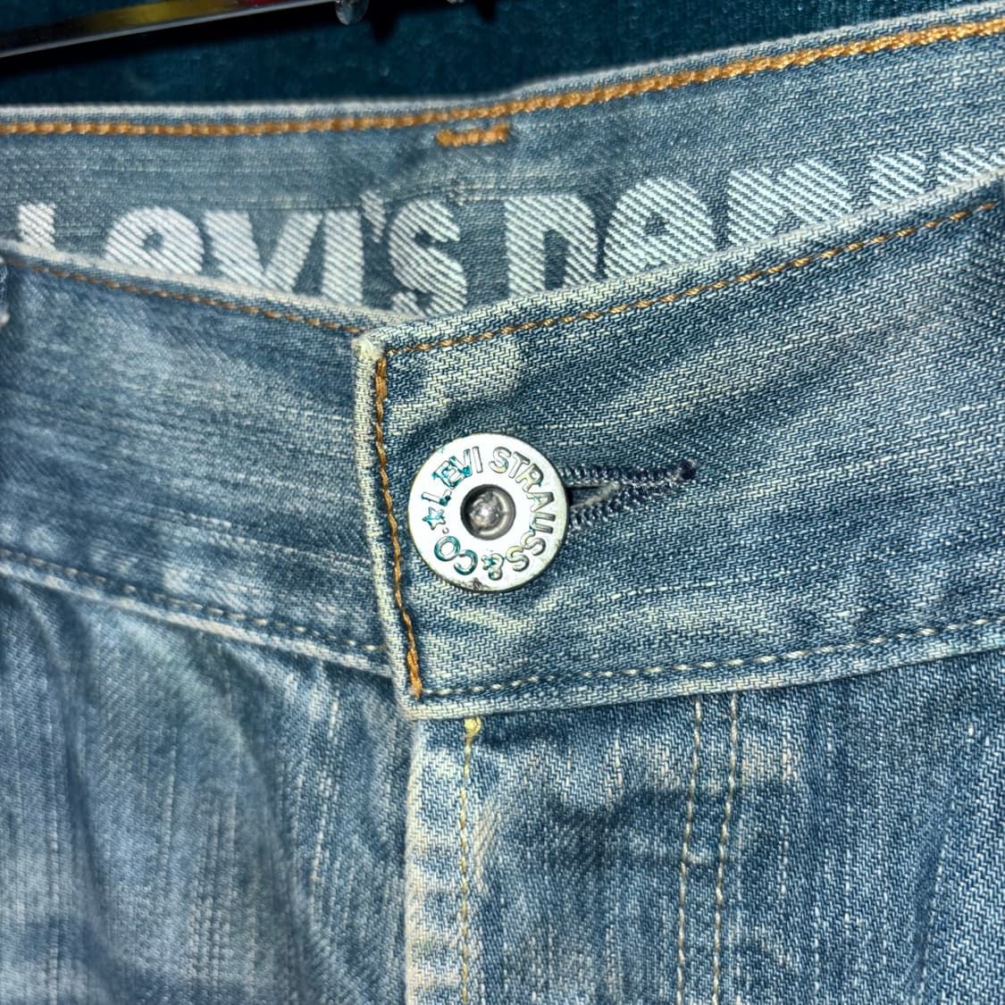 (36) 리바이스 533 테이퍼드 루즈핏 연청 데님 팬츠 상품이미지5