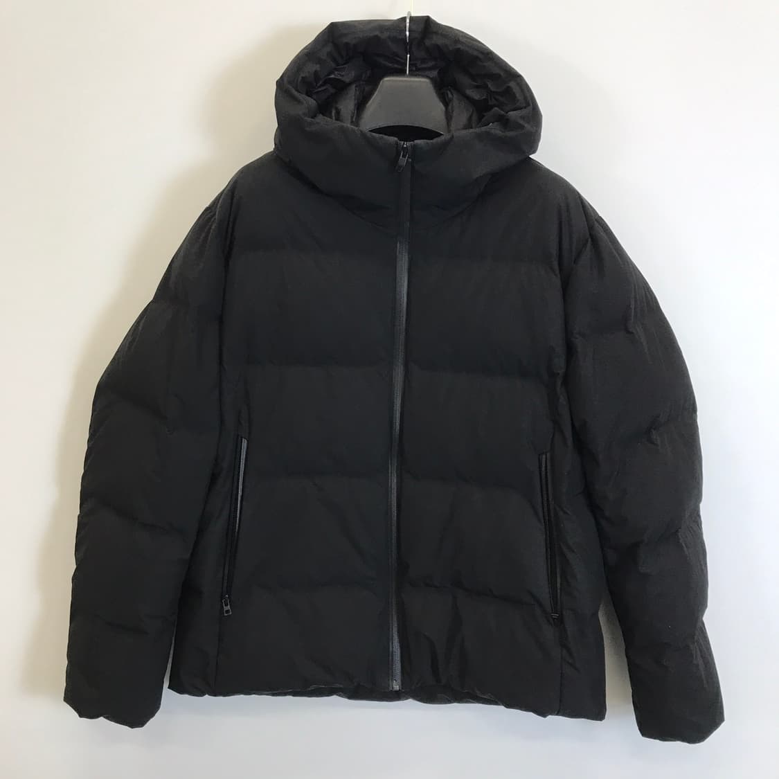 유니클로 신형 심리스다운파카 블랙[XL] 상품이미지1