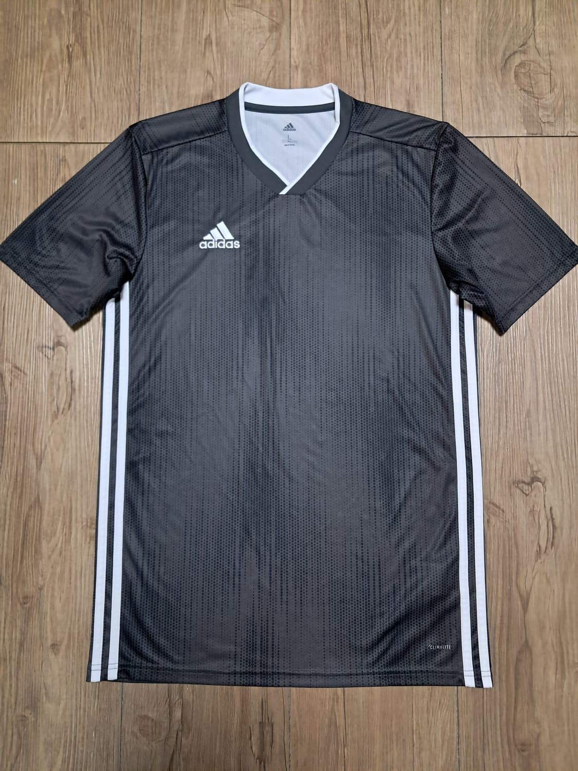 아디다스 여성 반팔티 L 상품이미지3