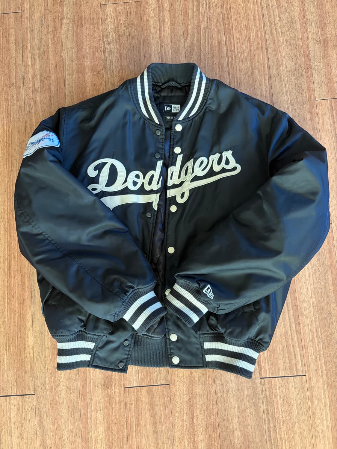뉴에라 LA 다져스 스타디움 자켓 상품이미지1