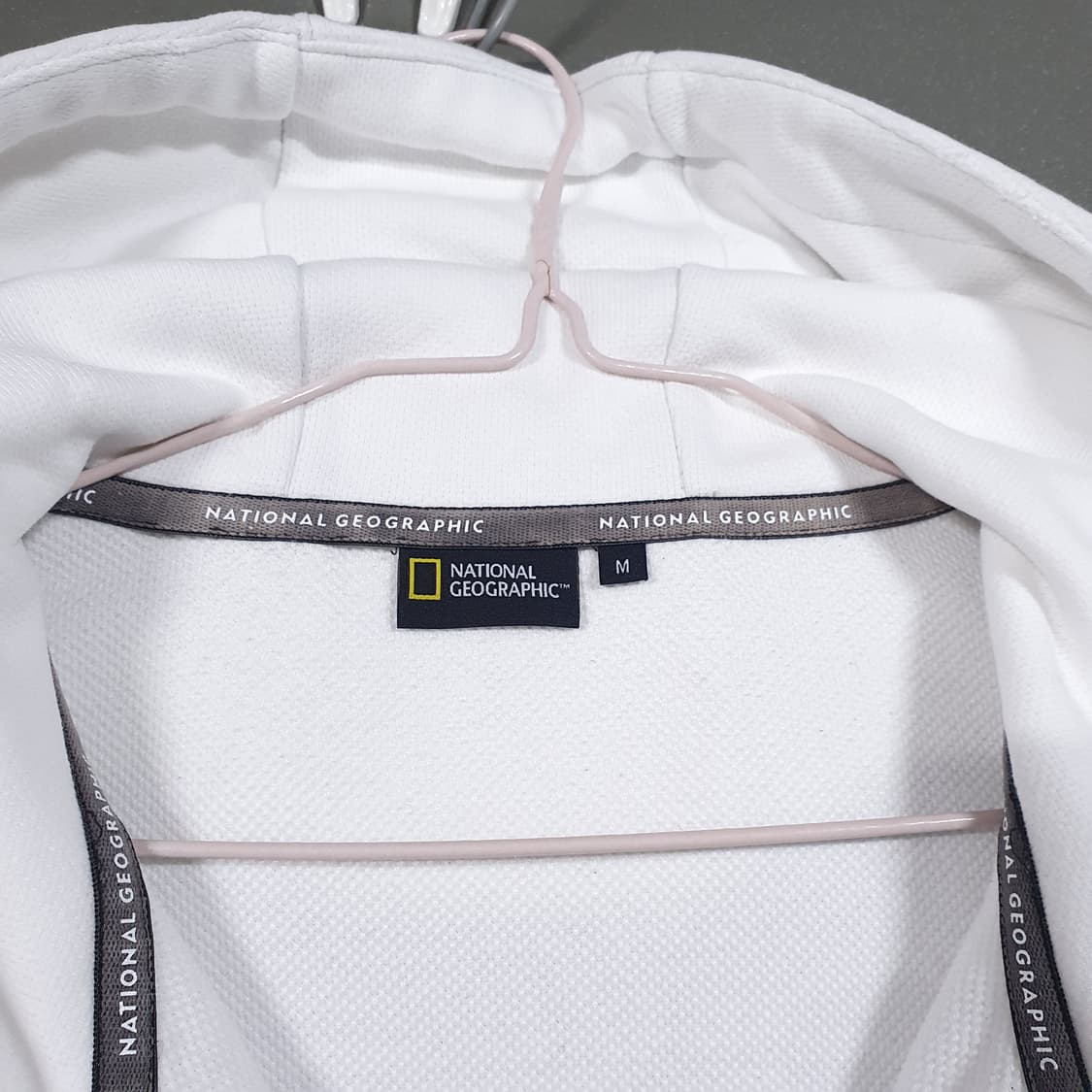 M) 내셔널지오그래픽 신형 23FW 핀테일 와펜 트레이닝 후드집업 화이트 상품이미지5