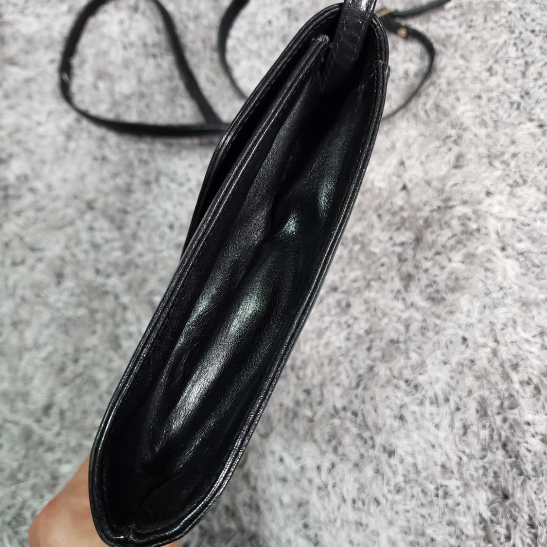 발리 레더 빈티지 크로스백 상품이미지3