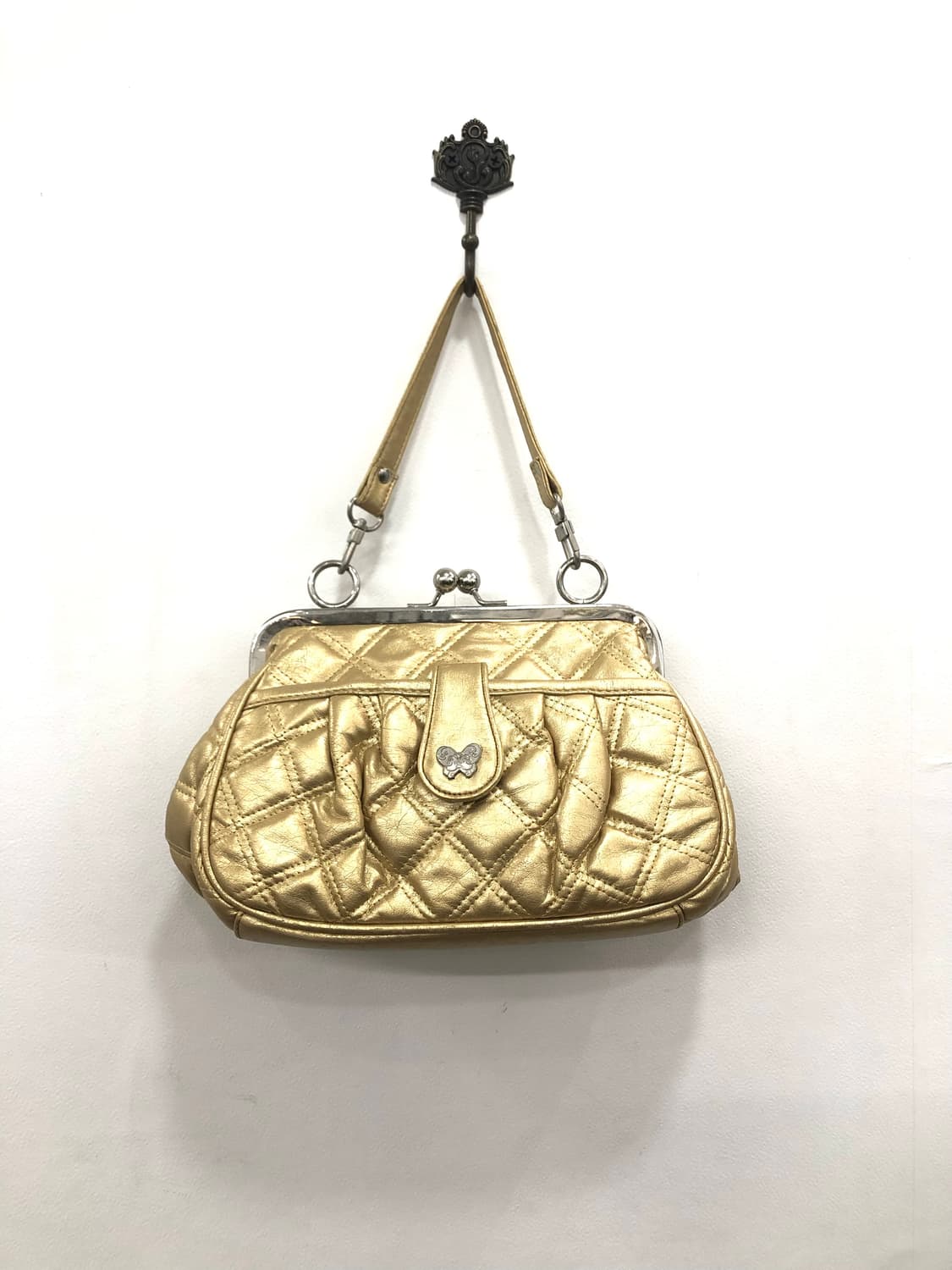 gold butterfly charm hand bag 상품이미지2