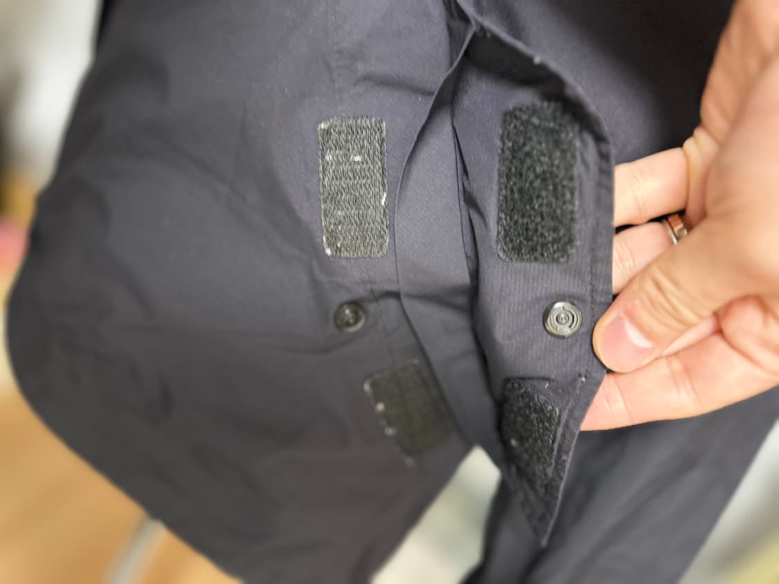 비즈빔 고어텍스 올블랙 아노락 노마드 풀오버 자켓 M 상품이미지4