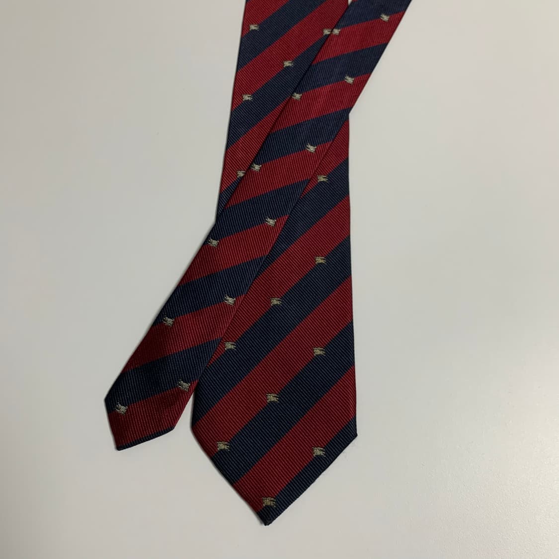 버버리 모노그램 명품넥타이 레지멘탈 클래식디자인 A등급 상품이미지3