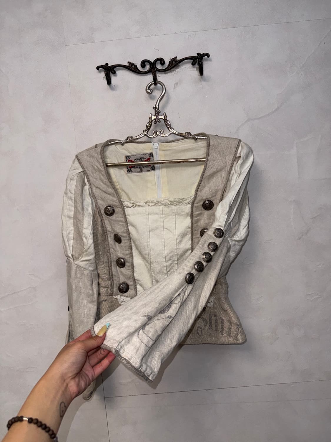 Beige linen double button corset blouse  상품이미지4