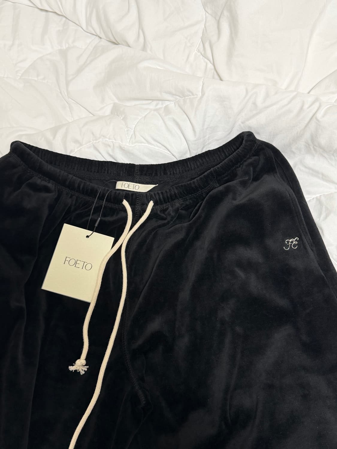 (새상품/택O) foeto 포에토 라운지 벨벳 팬츠 블랙 상품이미지4