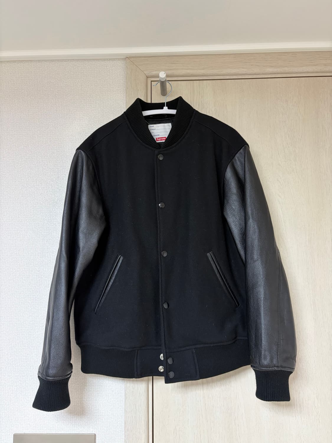 Supreme 18AW 모션로고 바시티자켓 상품이미지2