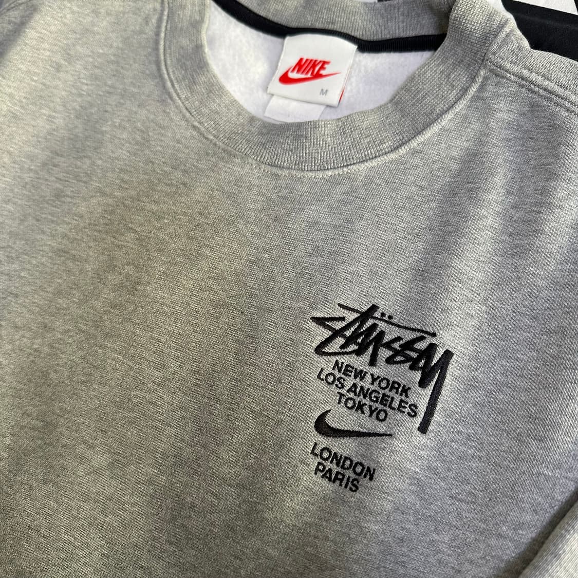 나이키 x 스투시 NRG ZR 플리스 크루넥 헤더 그레이 상품이미지4