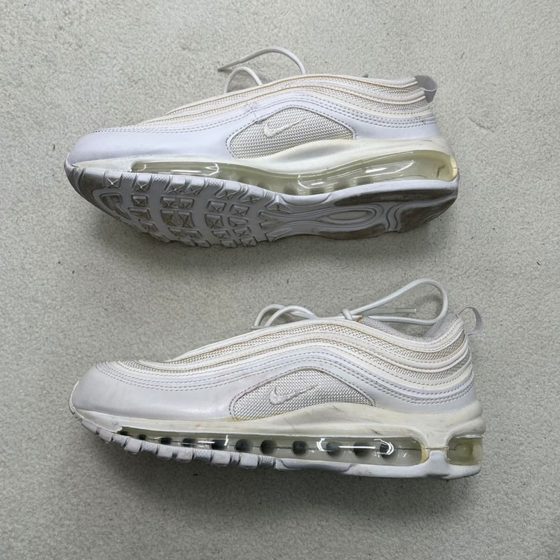 나이키 에어맥스 97 트리플 화이트 스니커즈 250 상품이미지2