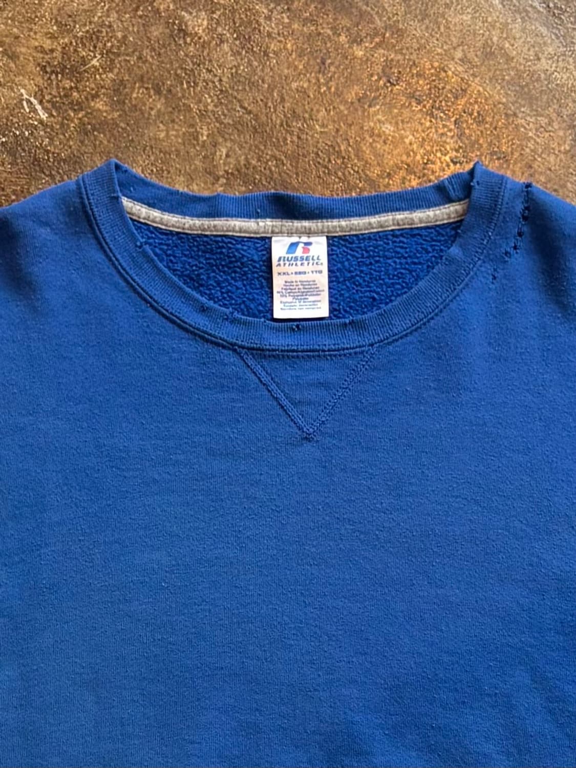90’s RUSSELL Damage Sweatshirt 상품이미지2