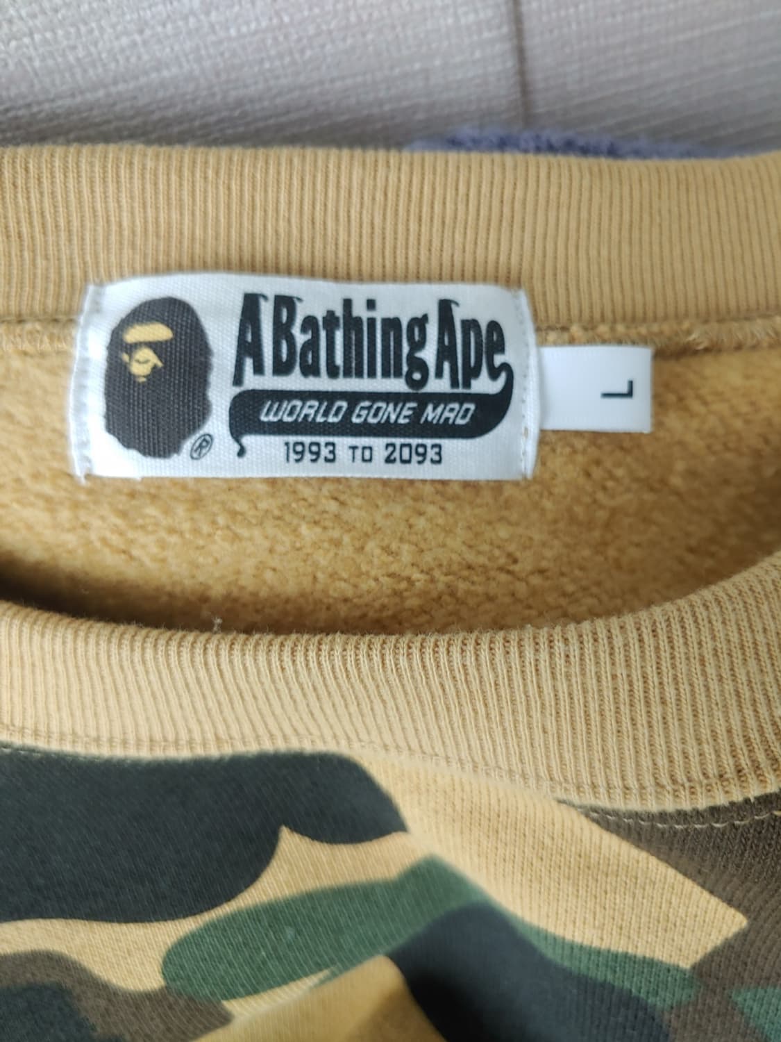 [L] 베이프 1ST 황계 크루넥 상품이미지3