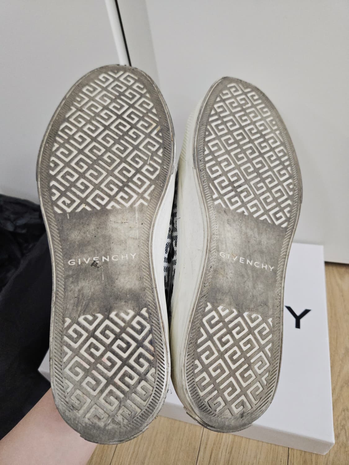 지방시 스니커즈신발 자카드단화 상품이미지8