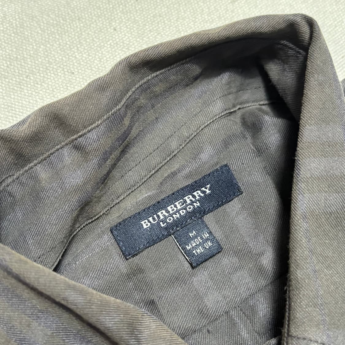 M 버버리 그레이 셔츠 상품이미지4