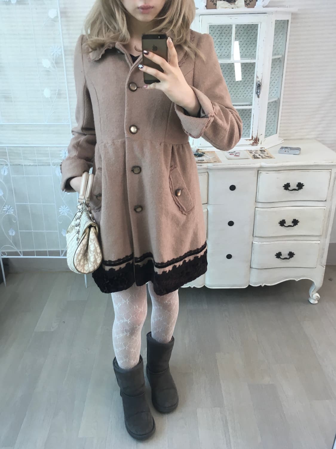 액시즈팜 라떼 앤틱 레이스 코트 상품이미지4