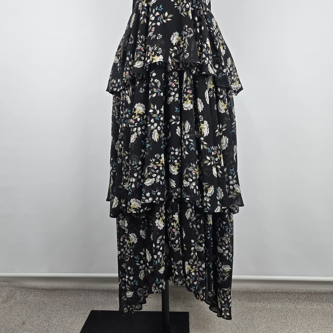 0835 JS 뉴욕 플라워 패턴 홀터넥 쉬폰 캉캉 롱 원피스55 상품이미지4