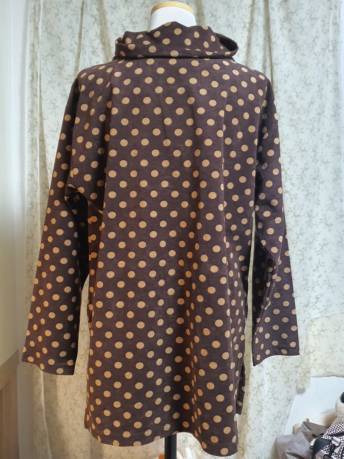 [빈티지] 도트 폴라넥 롱 원피스 브라운 상품이미지3