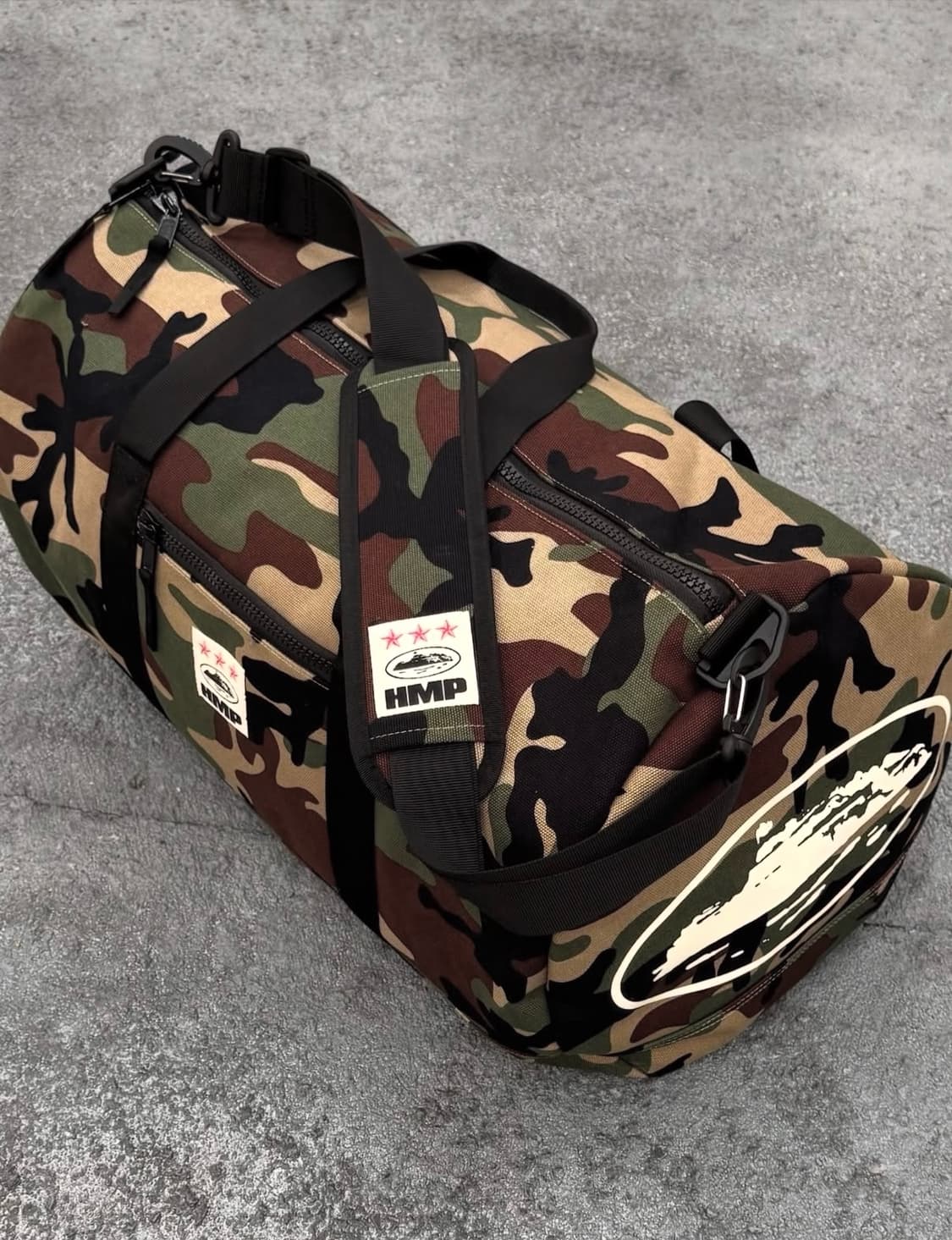Crtz 코르테이즈 corteiz HMP 더플백 보스턴백 카모 상품이미지1