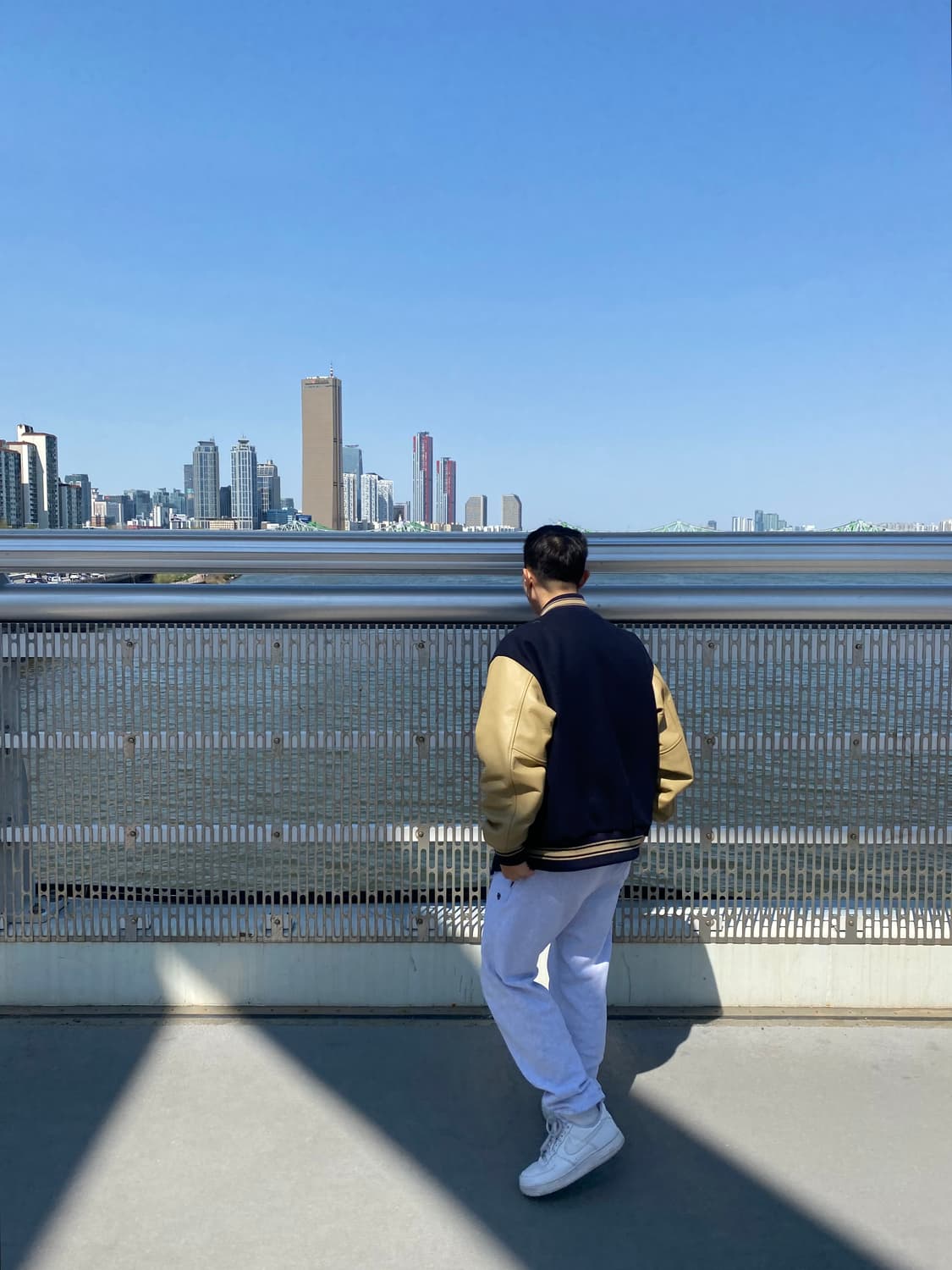 듀테로 바시티 자켓 L 사이즈 판매합니다😎 상품이미지8