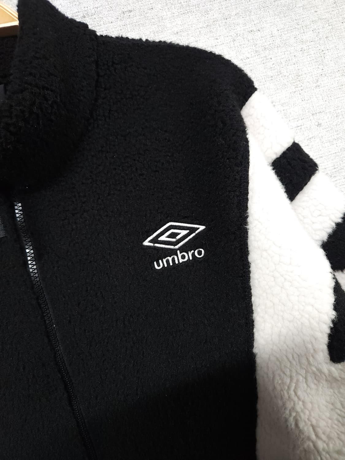 엄브로 오버핏 플리스 자켓 뽀글이 (여성오버핏) 상품이미지4