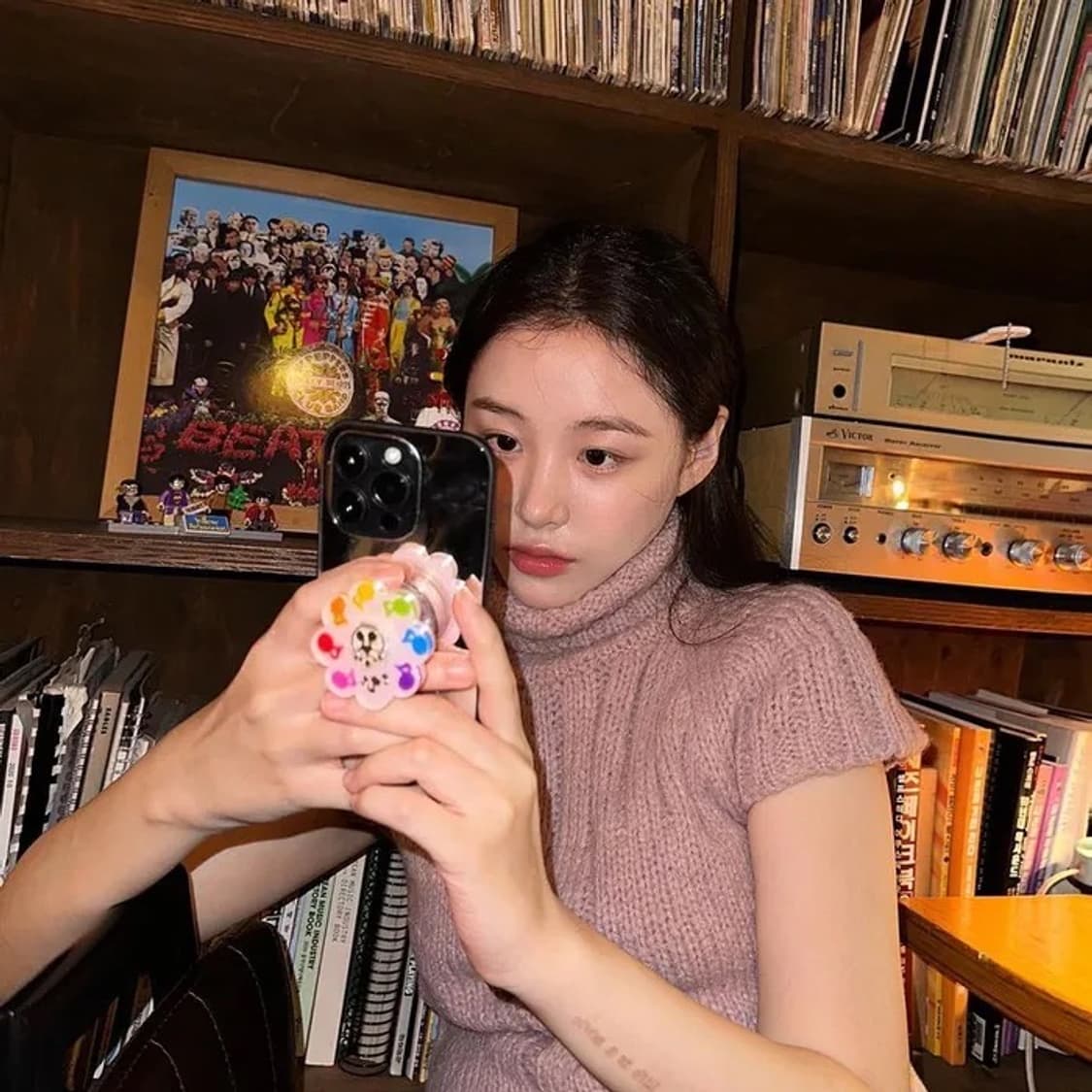 어랜 트위스트 터틀넥 하프니트 드라이 핑크 상품이미지1