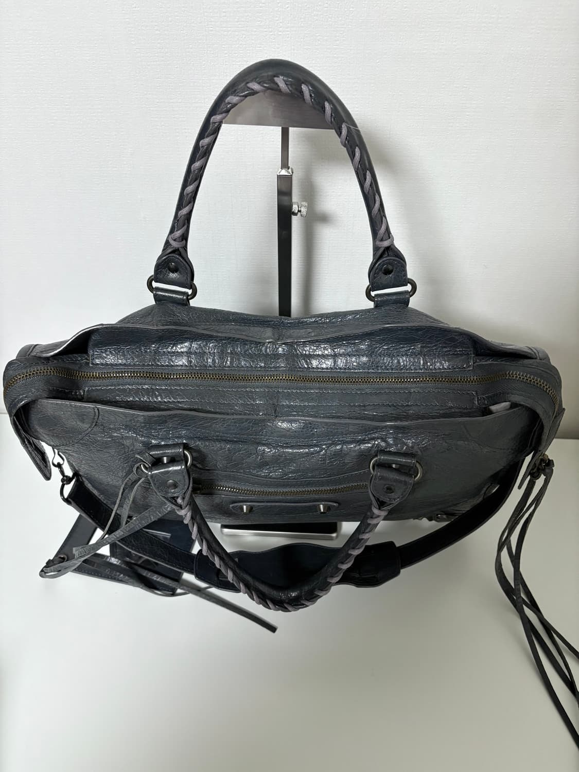 발렌시아가 시티 모터백 다크그레이 상품이미지5