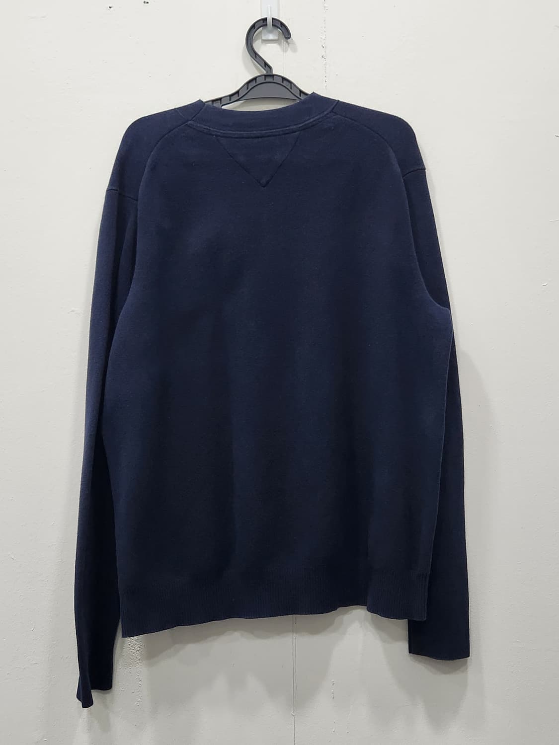 [L] 타미힐피거 네이비 니트 남성 L사이즈 상품이미지3