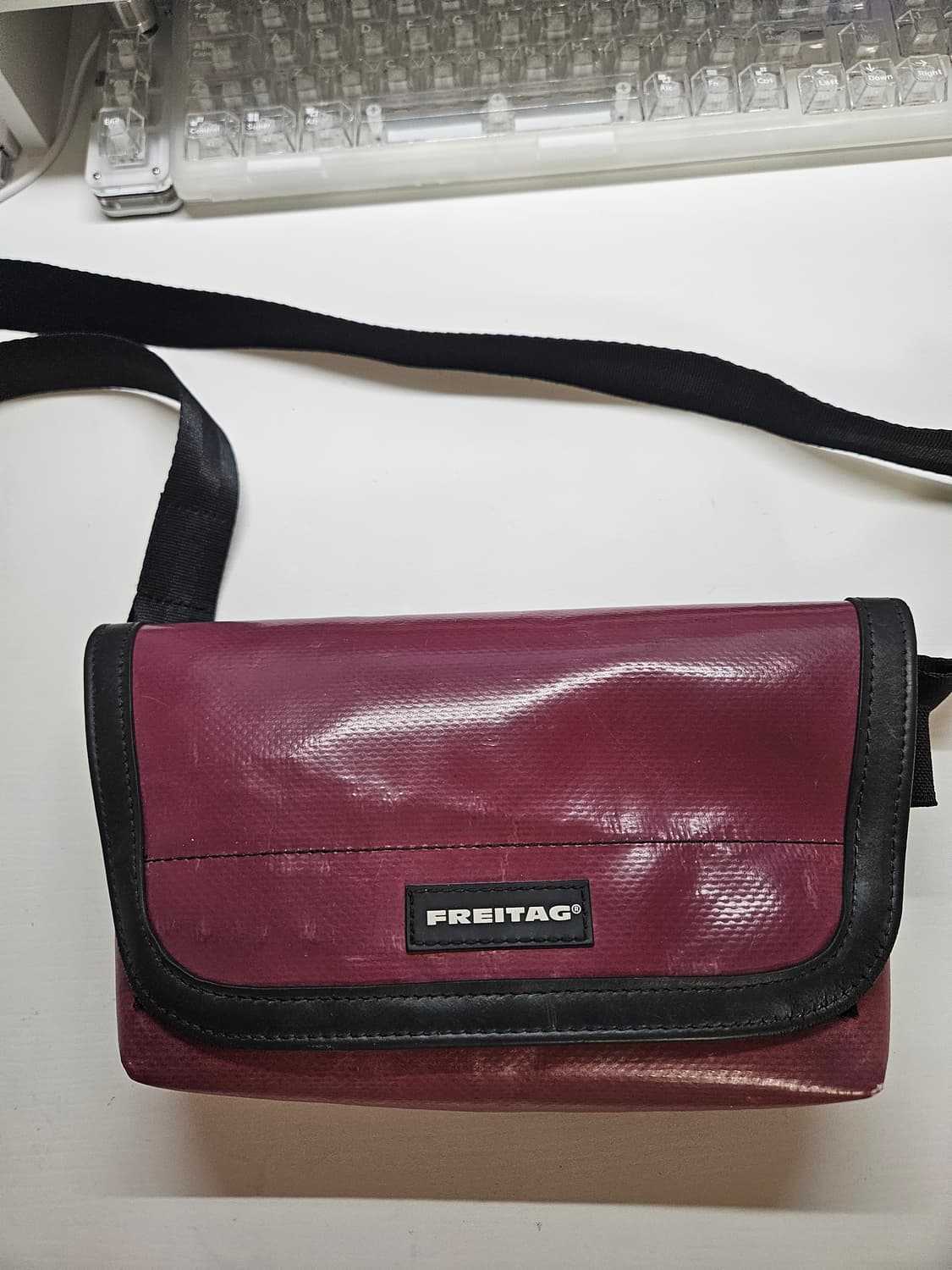 프라이탁 제이미 버건디 민트택있음 상품이미지1