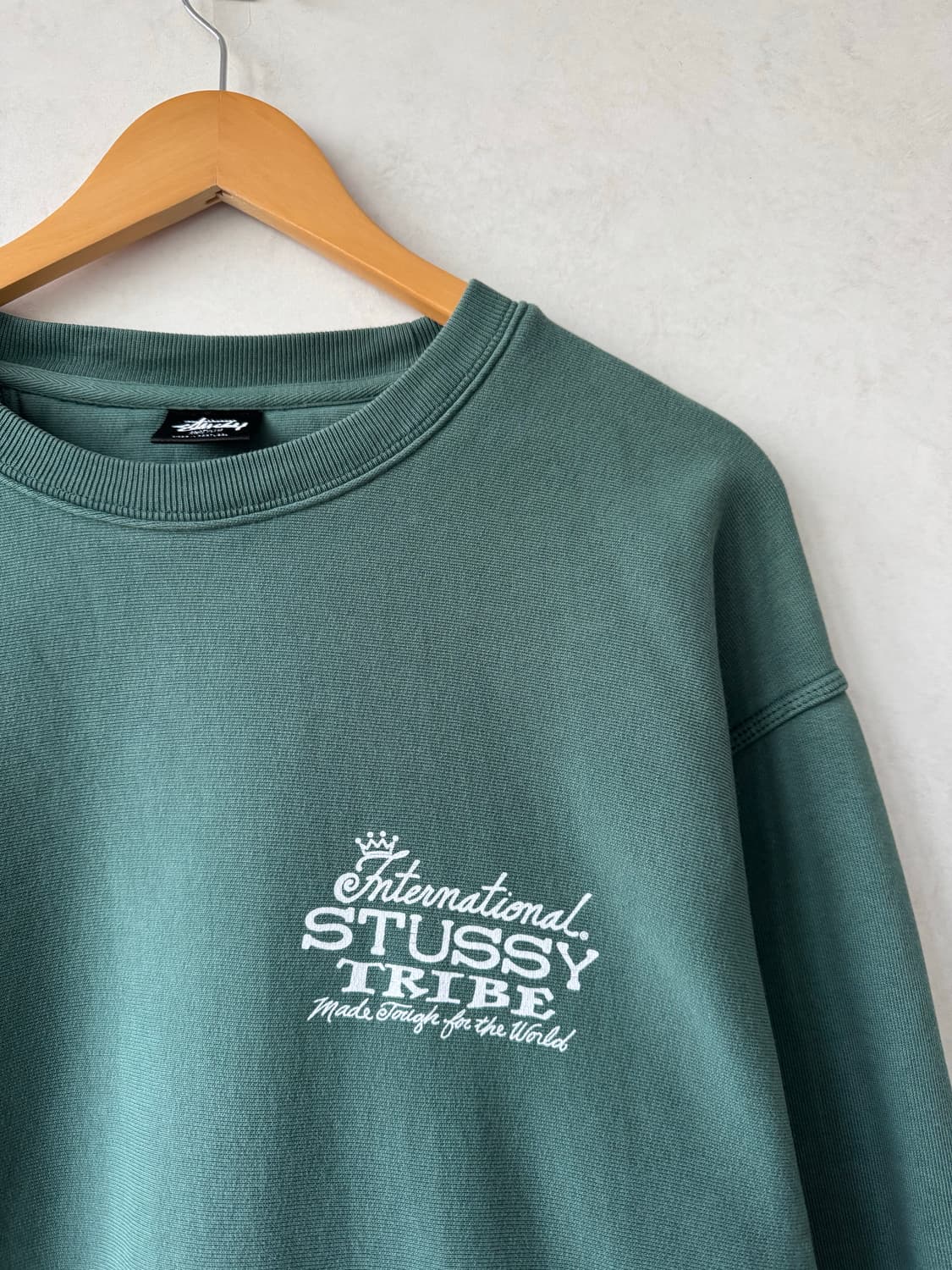 스투시 이스트 피그먼트 다이드 맨투맨 상품이미지4