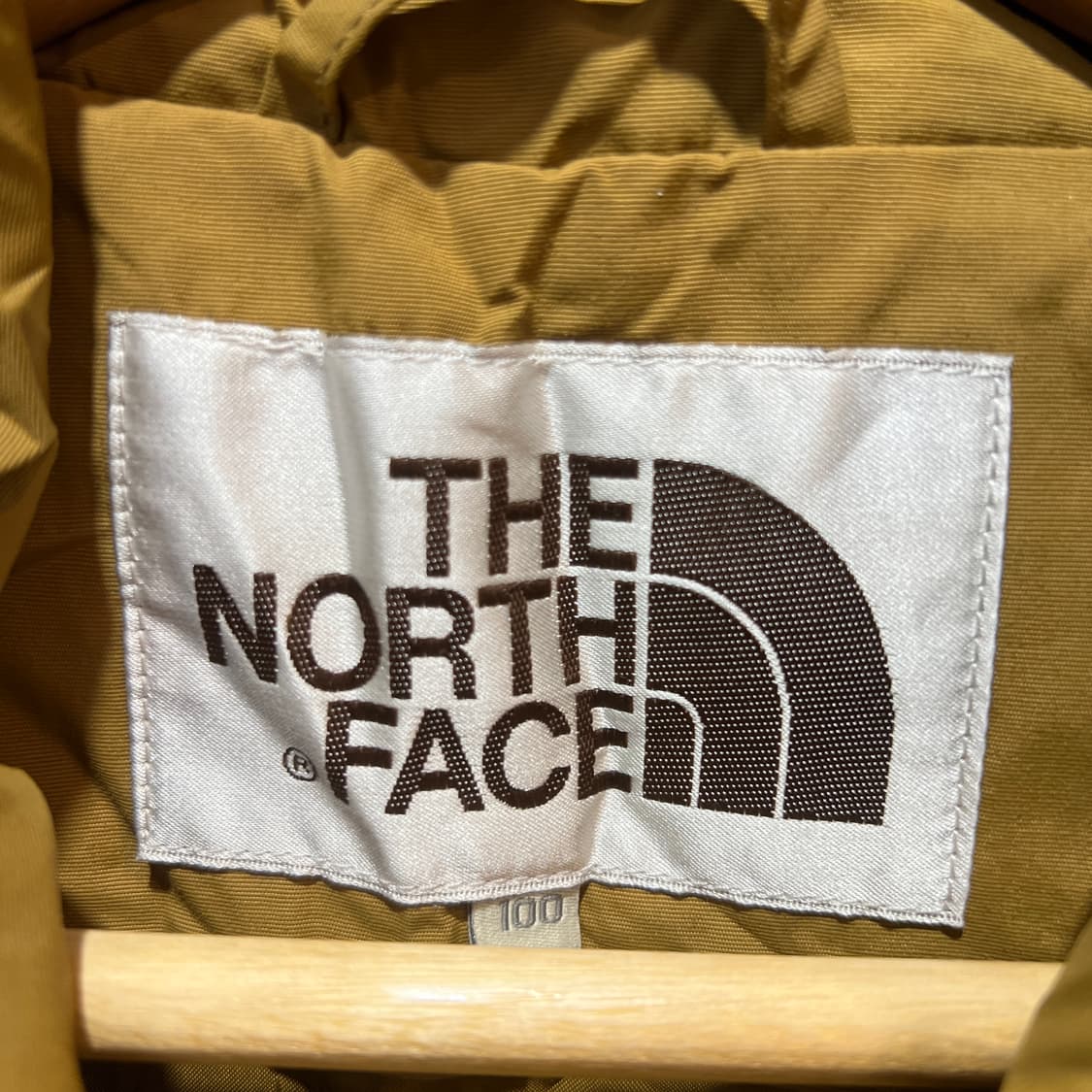 노스페이스 배색 후드 마운틴자켓 상품이미지3