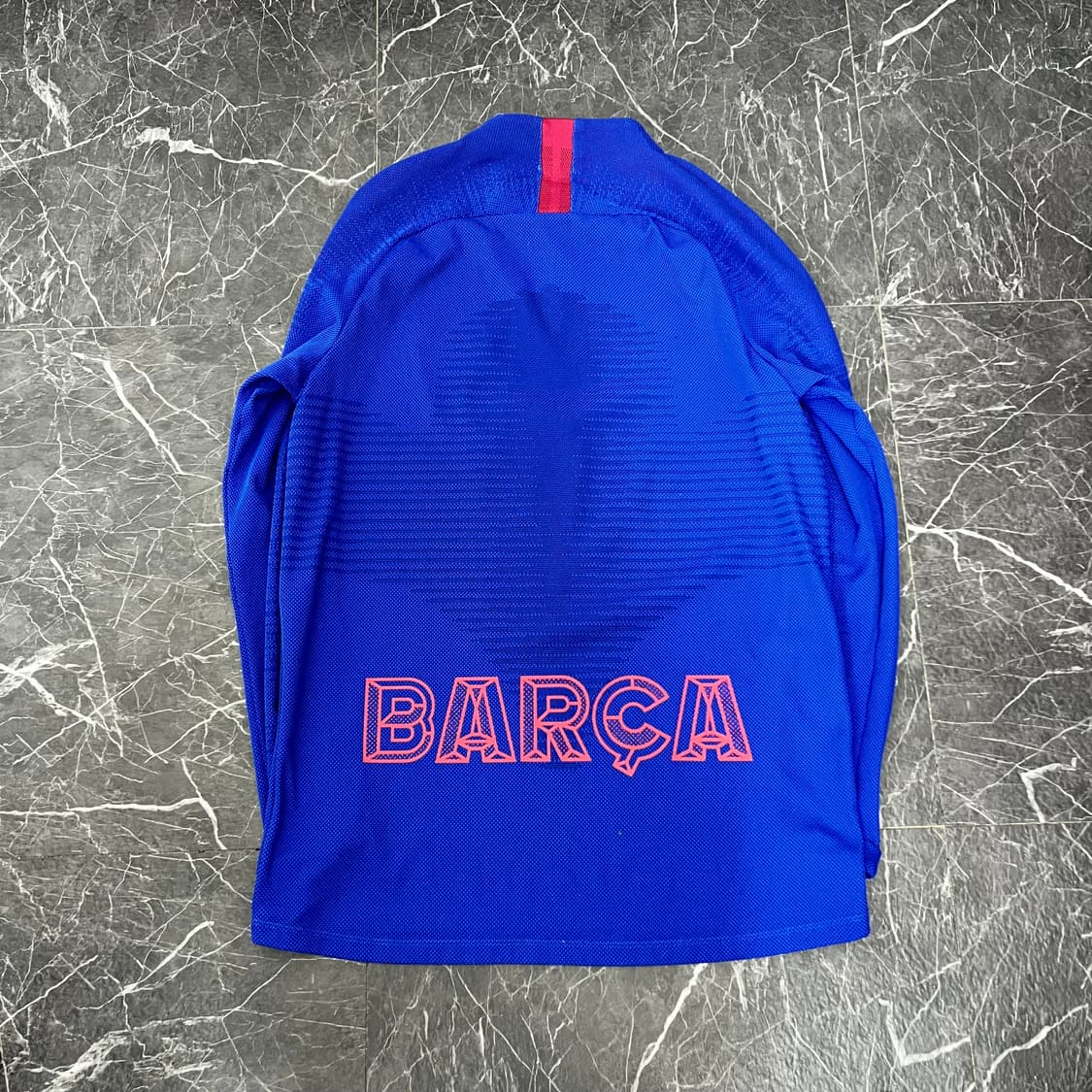 나이키 스우시 바르셀로나 베이퍼니트 트랙탑 상품이미지3