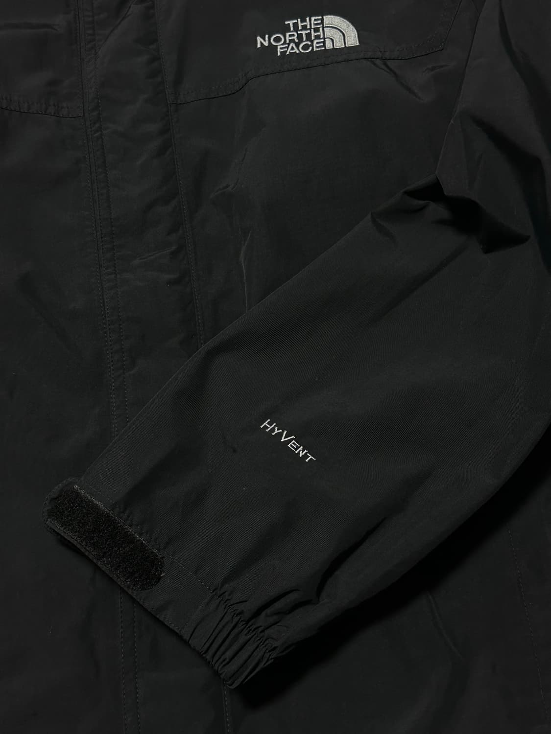 노스페이스 그레이로고 하이벤트 블랙 바람막이 상품이미지4