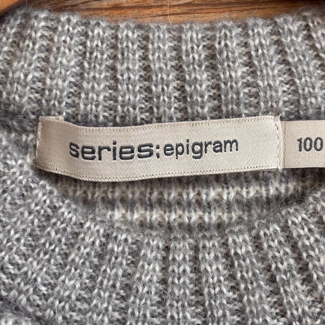 시리즈 에피그램 100 투톤 그레이 니트 스웨터  상품이미지3