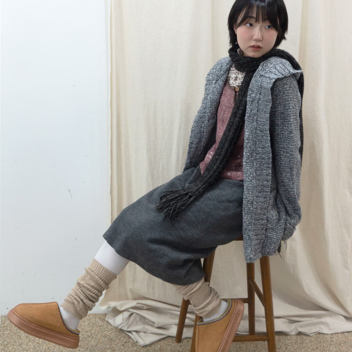 숲길 산책 회색 니트 더플 코트 상품이미지10