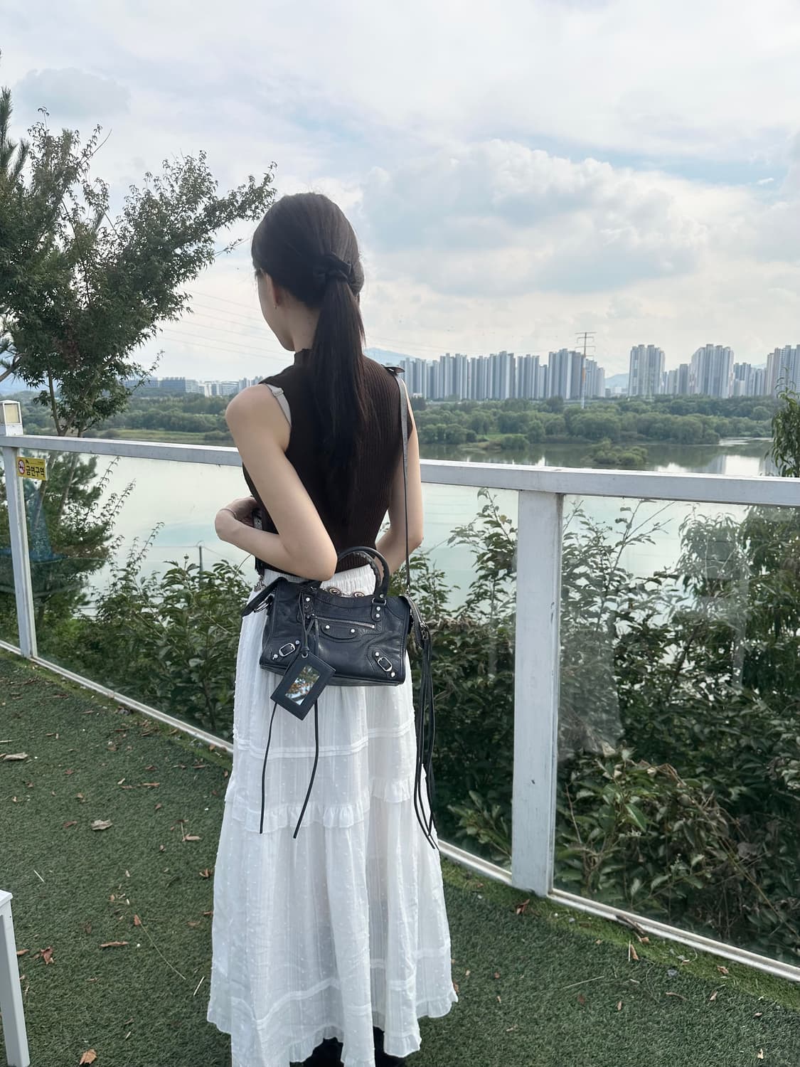 [A+ 정품] 발렌시아가 시티 모터백 미니 다크그레이 상품이미지8