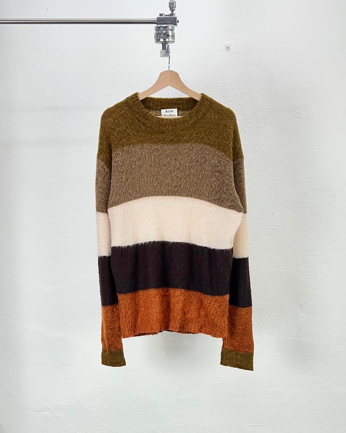 아크네 스튜디오 모헤어 브러쉬 니트 스웨터 상품이미지1