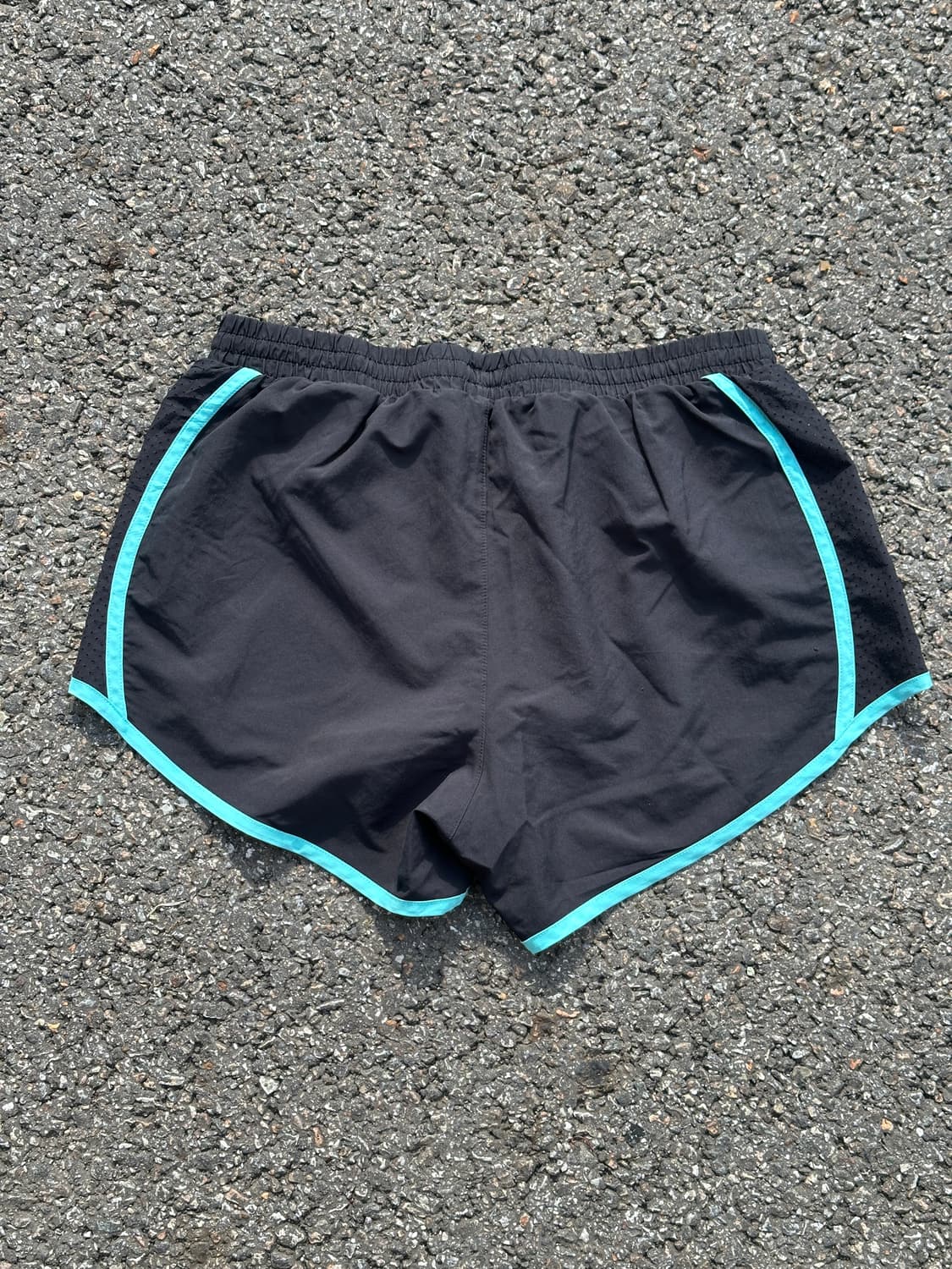 [M] 언더아머 여성 하늘 사이드라인 러닝 쇼츠 반바지 상품이미지7