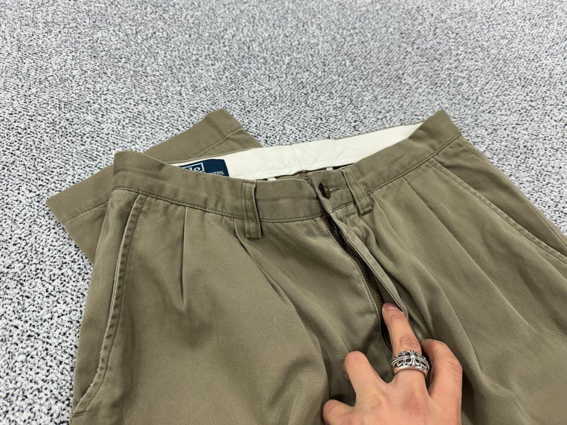 폴로 랄프로렌 투턱 치노팬츠 상품이미지2