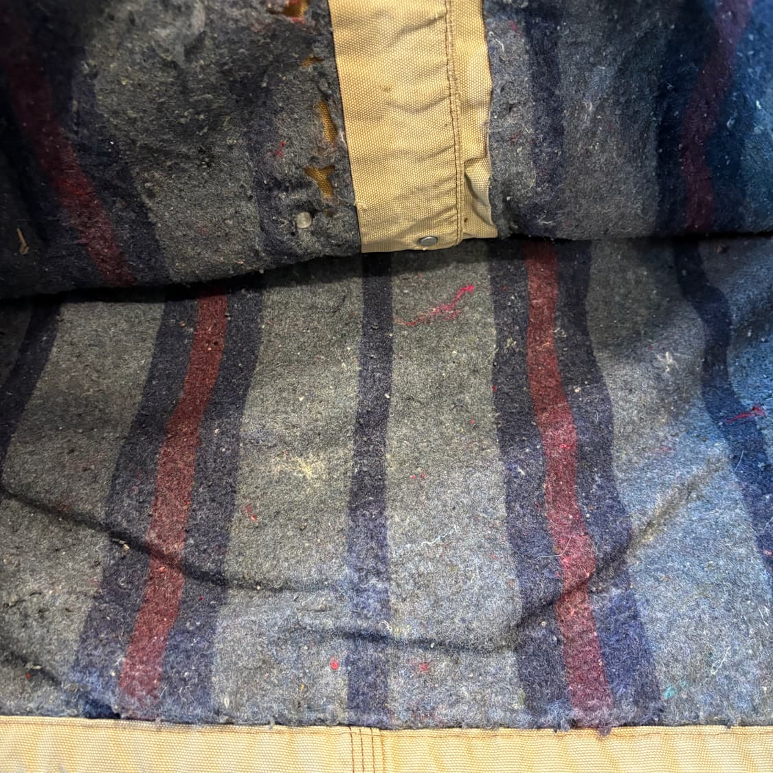 칼하트 정품 C01 베이지 덕 초어 데미지드 자켓  상품이미지7