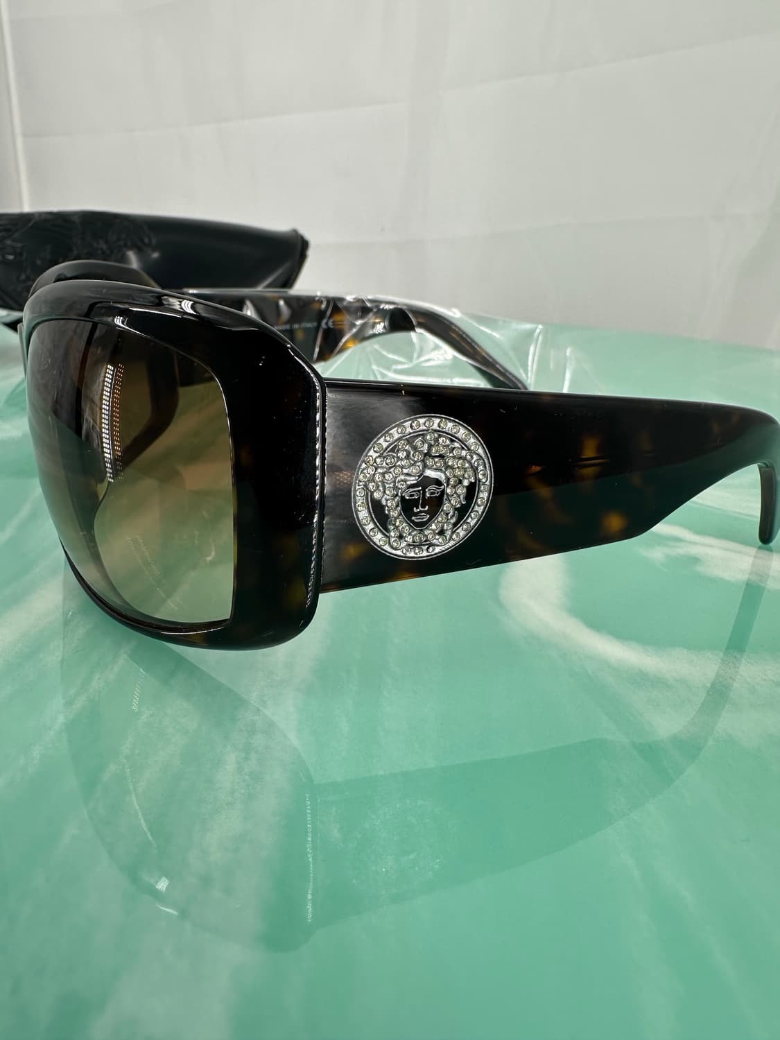 [새상품 무료배송] Made in Italy 베르사체 선글라스 상품이미지4
