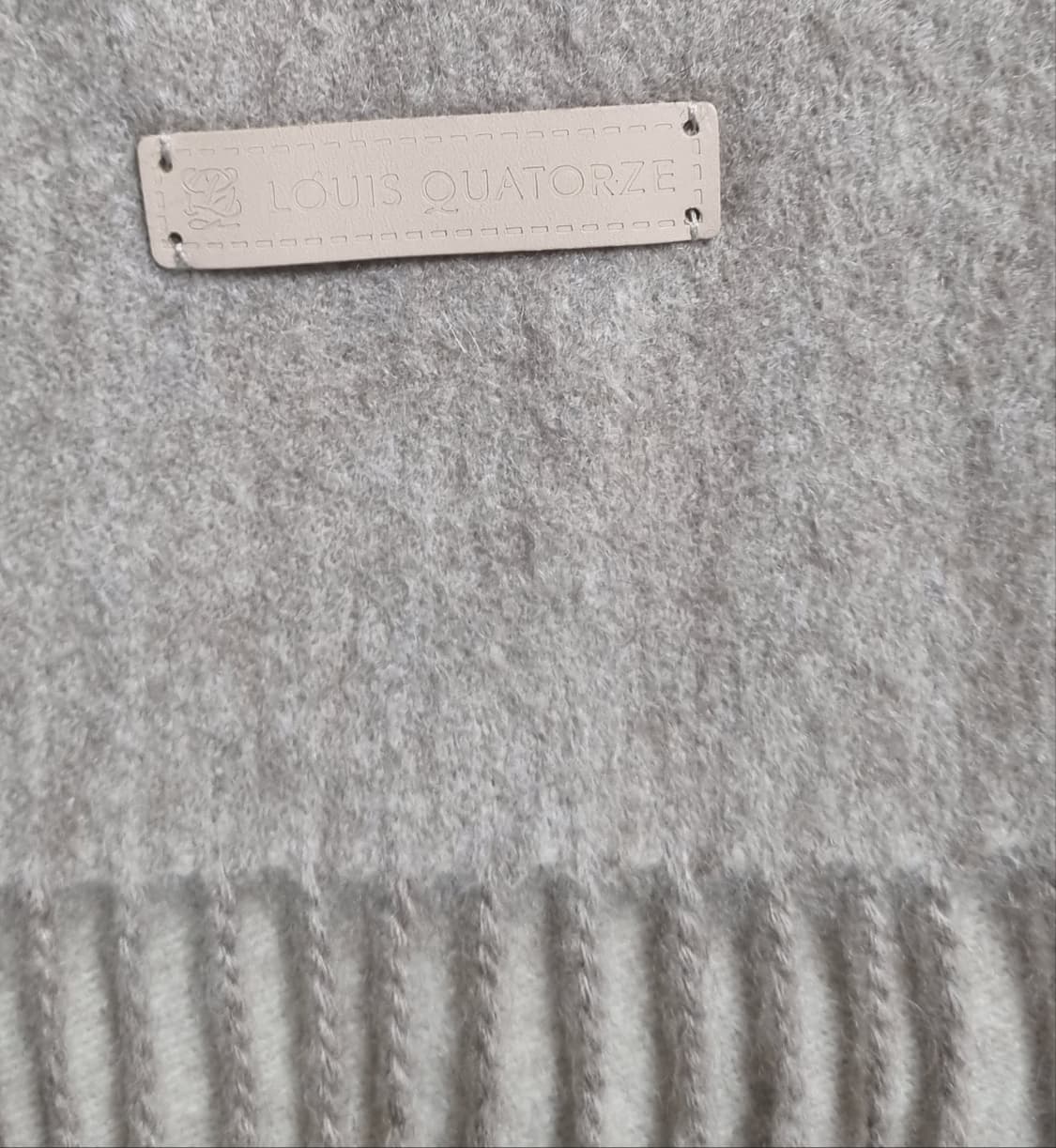 루이까또즈 베이지 캐시미어100% 목도리 머플러  상품이미지3