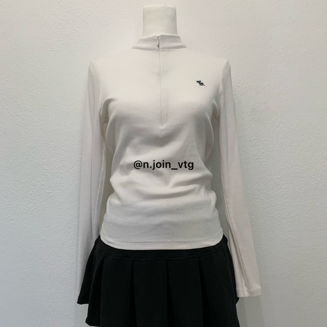 예약) 아베크롬비 헨리넥 반집업 화이트 롱슬리브 상품이미지1