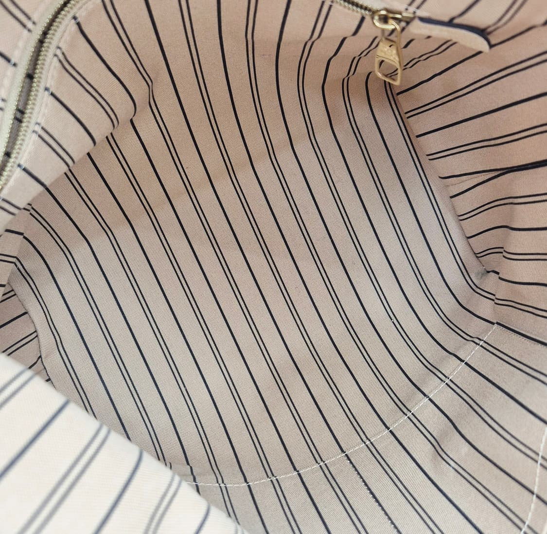 [중고명품셀렉트]루이비통 바가텔 앙프렝뜨 호보 숄더백 상품이미지10