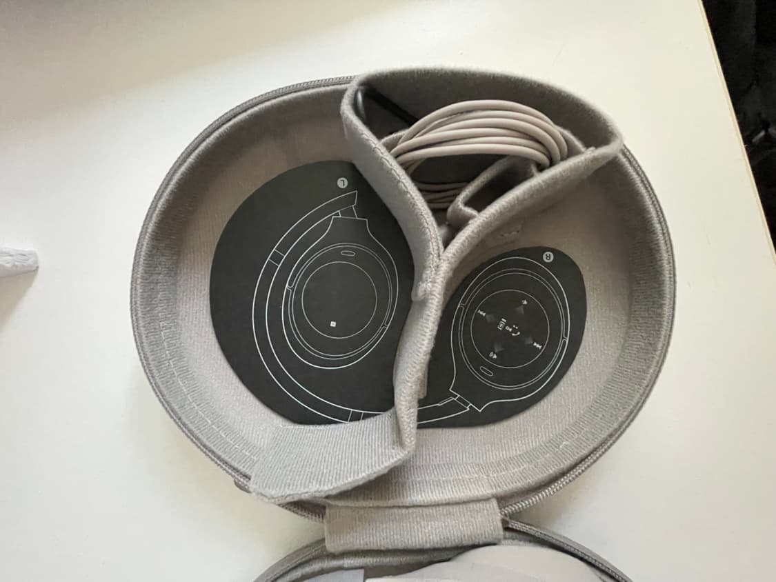 소니 wh1000xm4실버 상품이미지4