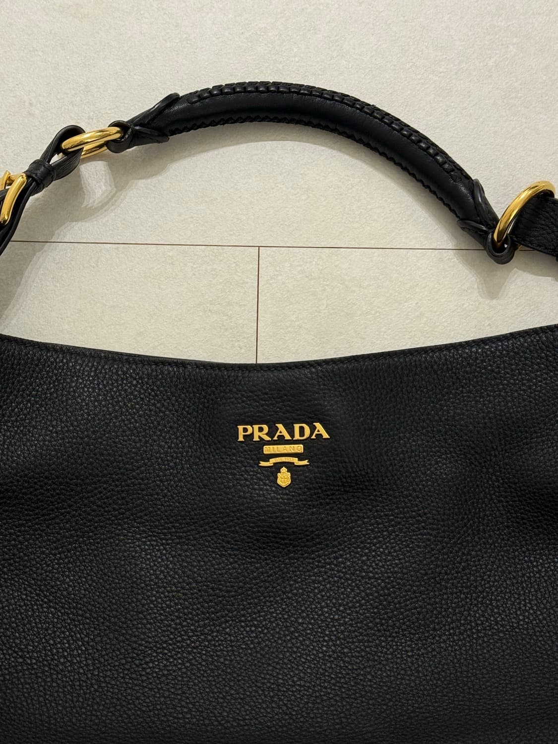 프라다 비텔로 다이노 호보 숄더백 블랙 상품이미지2