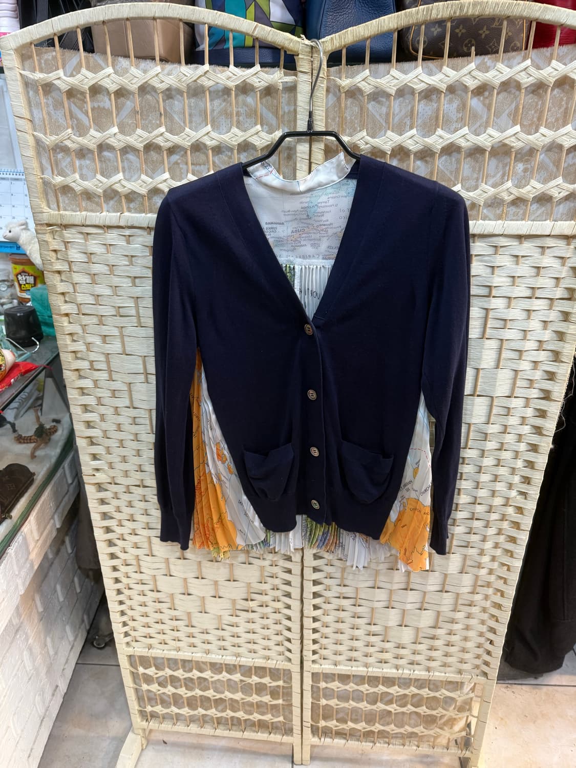 1/55-66 정품 사카이 가디건 팝니다 상품이미지1