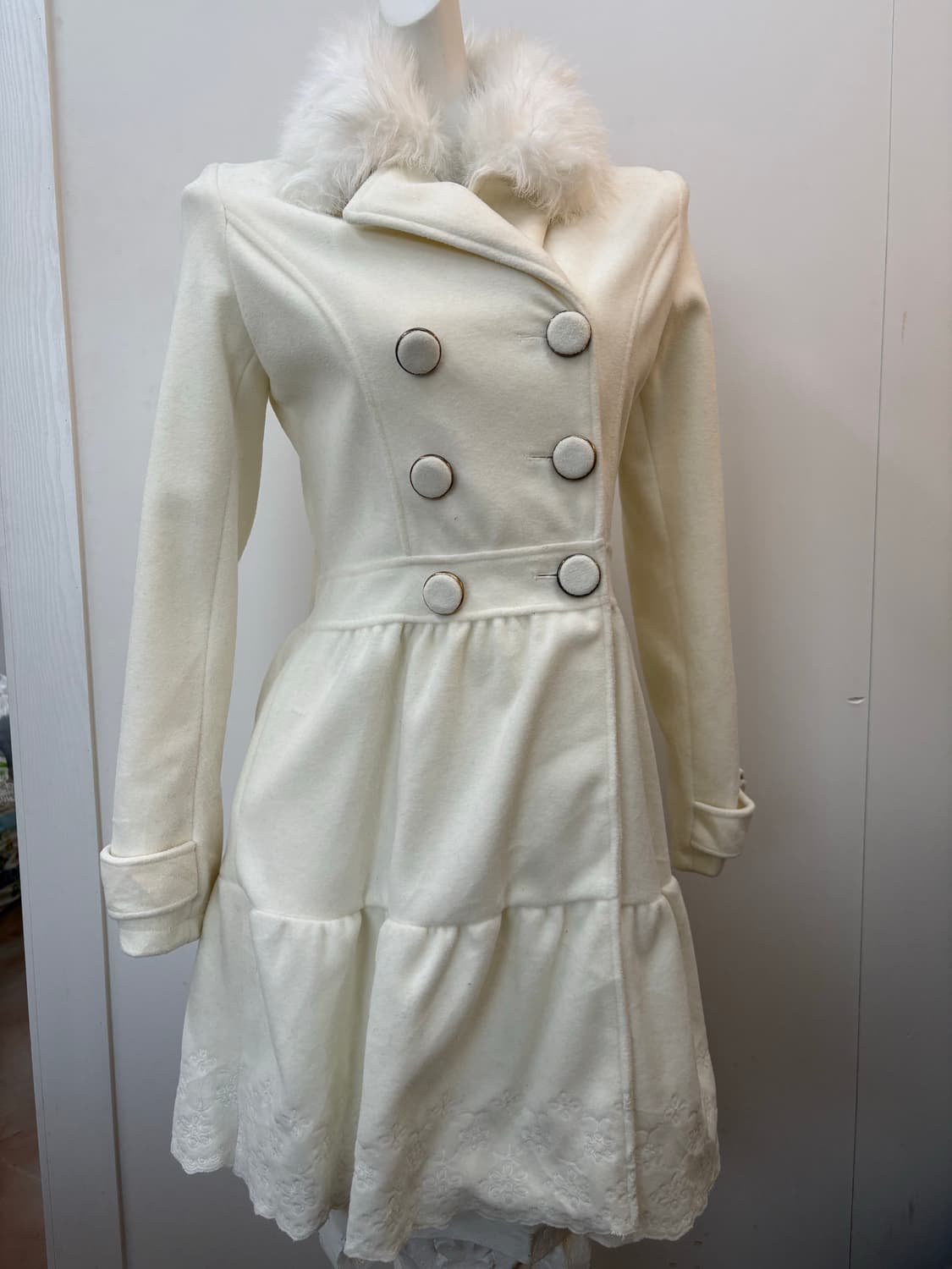 리즈리사 레이스 퍼 코트 상품이미지1