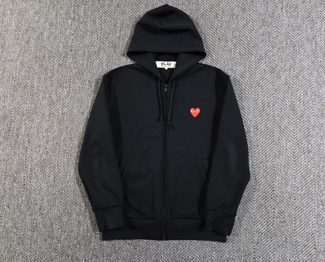 꼼데가르송 레드와펜 블랙 후드집업 상품이미지1